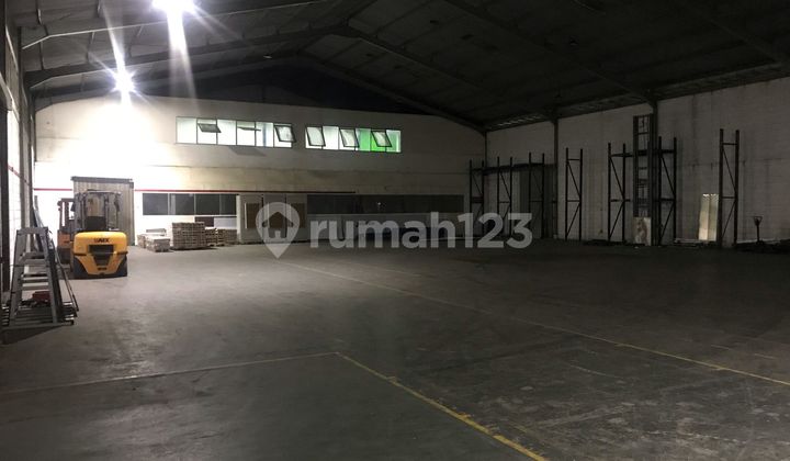 Tanah dan Bangunan di Kawasan Industri Suryacipta, Karawang