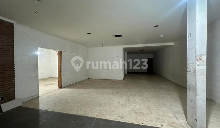 916 m2 land in Jatiwaringin, East Jakarta