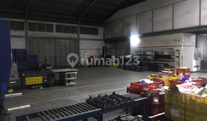 Tanah dan Bangunan di Kawasan Industri Suryacipta, Karawang