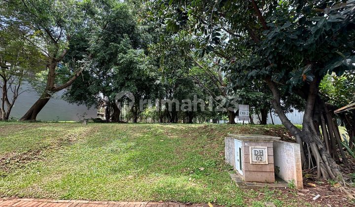 Kavling 701 M2 Depan Taman di Royal Orchard, Kelapa Gading