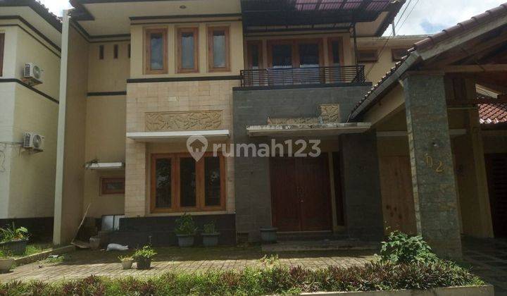 Rumah Tinggal 2 Lantai HGB di Perum Jogja Regency 1