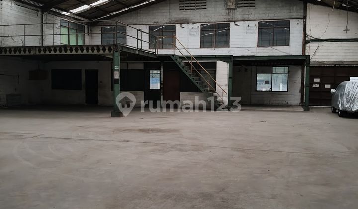 Gudang + Kantor di Pulo Gadung Centre - Luas 8.185 m2 Gudang + Kantor di Pulo Gadung Centre - Luas 8.185 m2