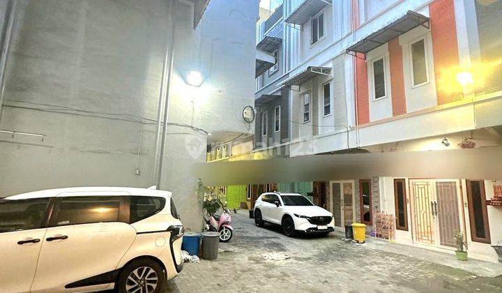 Dijual townhouse di Jalan pukat banting i
Rahayu
Mandala siap huni  1