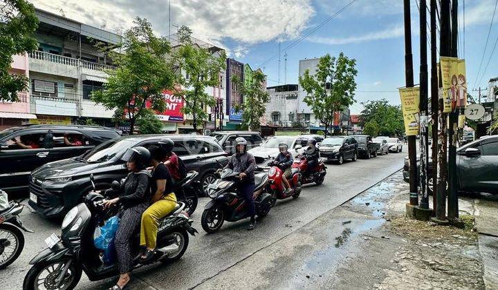 Disewakan ruko termurah cocok untuk usaha di jalan besar Krakatau  1