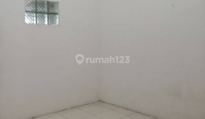 Dijual Rumah di Komplek Menteng raya 2.5 lantai siap huni hadap barat 2