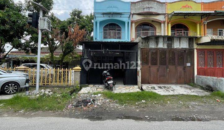 Dijual rumah di jl setia jadi 3.5 lantai siap huni hadap selatan SHM  1