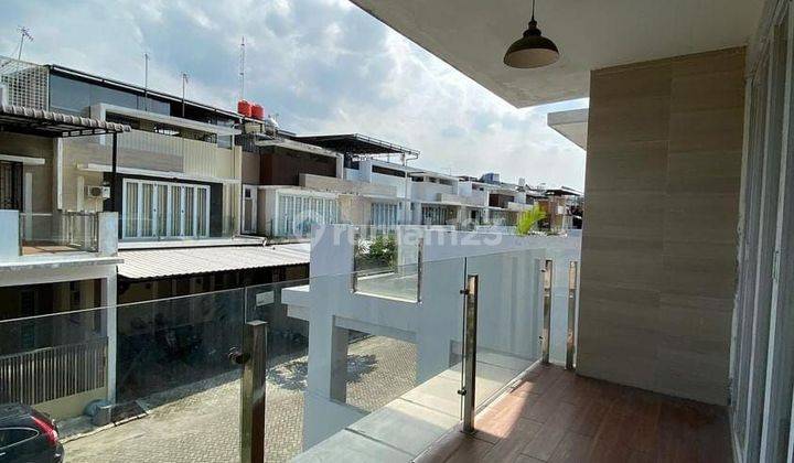 Di Jual Villa Taman Rivera 2