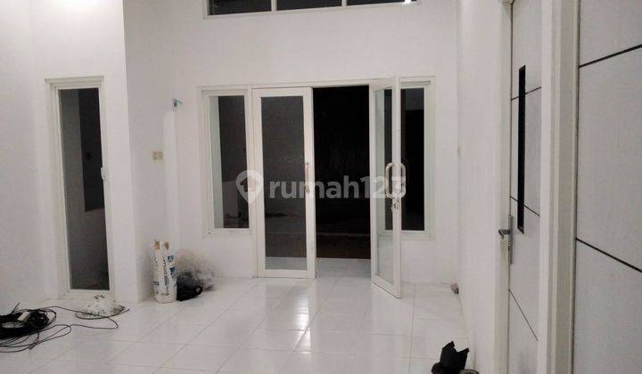 Rumah Modern Ponorogo Nambangrejo Lahan Jumbo 3