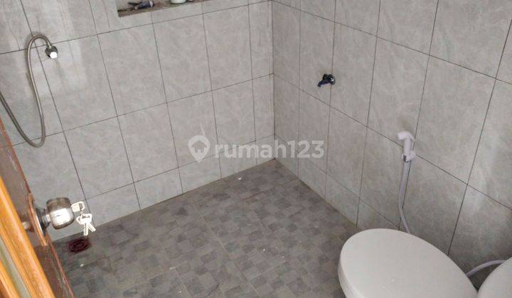 Rumah Ponorogo Modern Barat Tambakbayan Lahan Jumbo 9