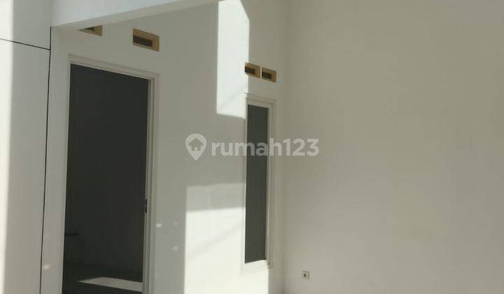 Rumah Murah Ponorogo Lahan Jumbo Pinggir Jalan 10