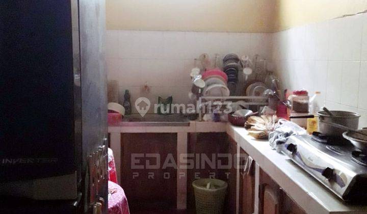 Rumah Tengah Kota Ponorogo Pinggir Jalan 8