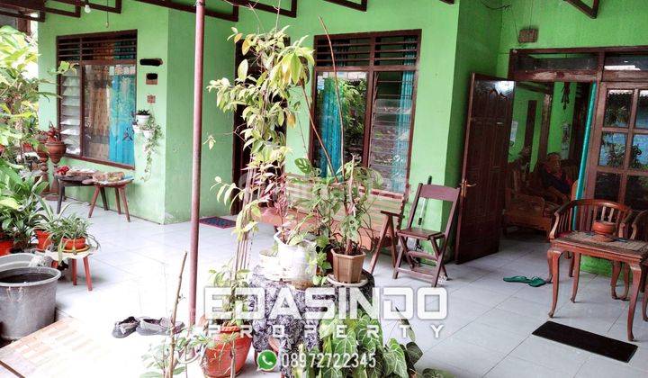 Rumah Tengah Kota Utara alun alun ponorogo 2