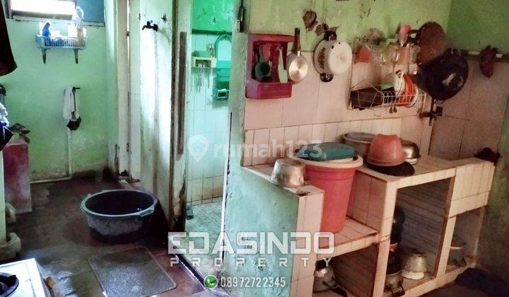 Rumah Tengah Kota Utara alun alun ponorogo 7