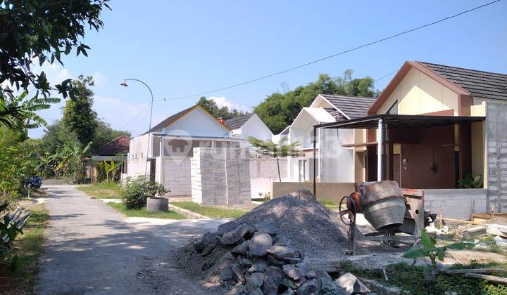 Rumah Skandinavian Ponorogo Lahan Jumbo