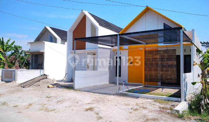 Rumah Skandinavian Ponorogo Lahan Jumbo