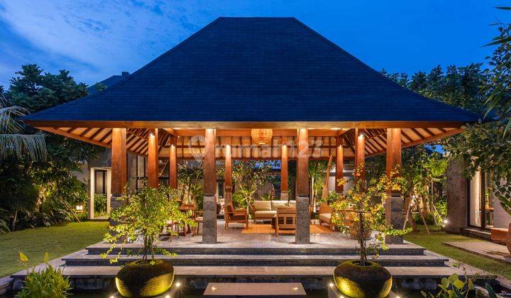 Villa Luxury 1370m2 SHM di Jual - Canggu 