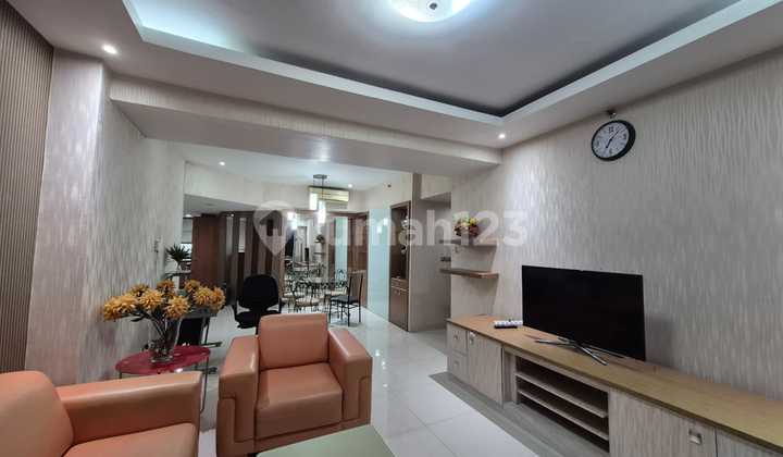 For Rent 2 Bedroom Taman Anggrek, Very Comfortable and Nice Unit Ready to Move In