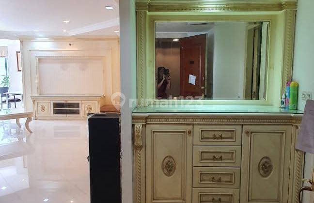 Condominium Taman Anggrek 3 BR Furnished Bagus