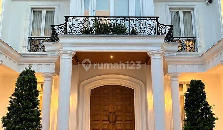 Rumah 4 Lantai Baru Semi Furnished di Daerah Jakarta Selatan 1