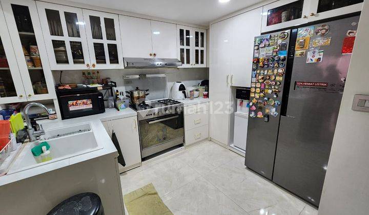 Condominium Taman Anggrek 2 BR Furnished Bagus 2