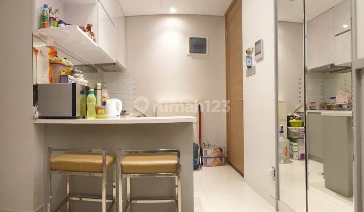 Apartemen Taman Anggrek Residence 2 BR Furnished Baru 1