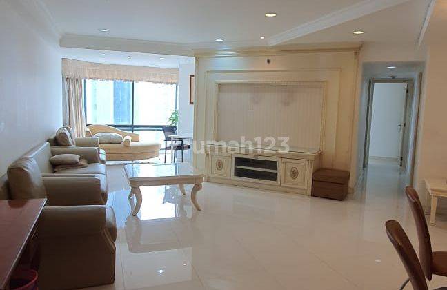 Condominium Taman Anggrek 3 BR Furnished Bagus