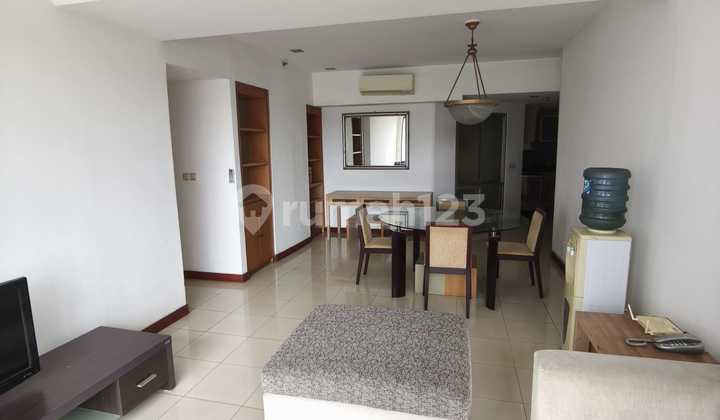 For Rent 2 Bed Condominium Taman Anggrek