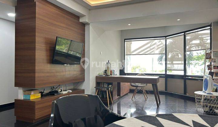 Condominium Taman Anggrek 2 BR Furnished Bagus