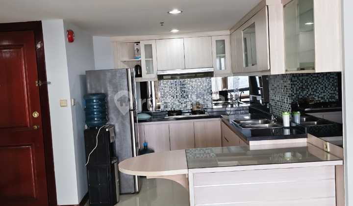 Disewakan Condominium Taman Anggrek 2 BR Furnished 2