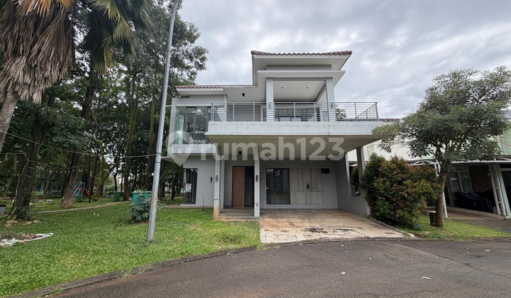 Dijual Undermarket Price, Rumah Hook Besar dan Nyaman Siap Huni, SHM