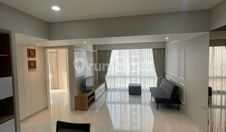 Disewakan Condominium Taman Anggrek, Design Modern. Siap Huni 2 BR Furnished 1
