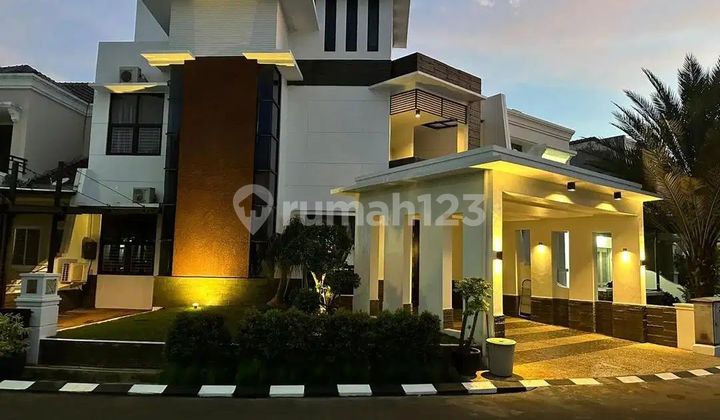 For Rent Rumah sewa di  Jakarta Barat di Pangumben Mewah