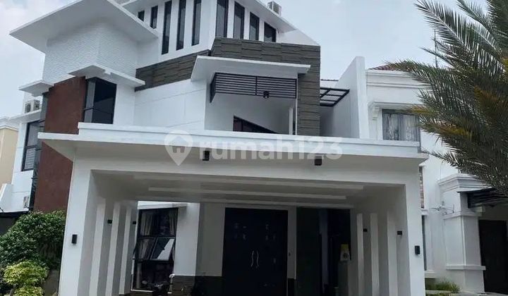 For Rent House for rent in West Jakarta in Pangumben Mewah 2