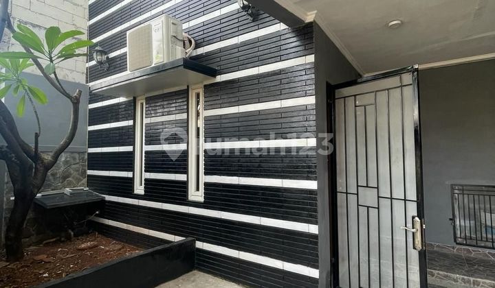 Semi Full Furnished Rumah di sewakan For rent di Tebet Siap Huni 2