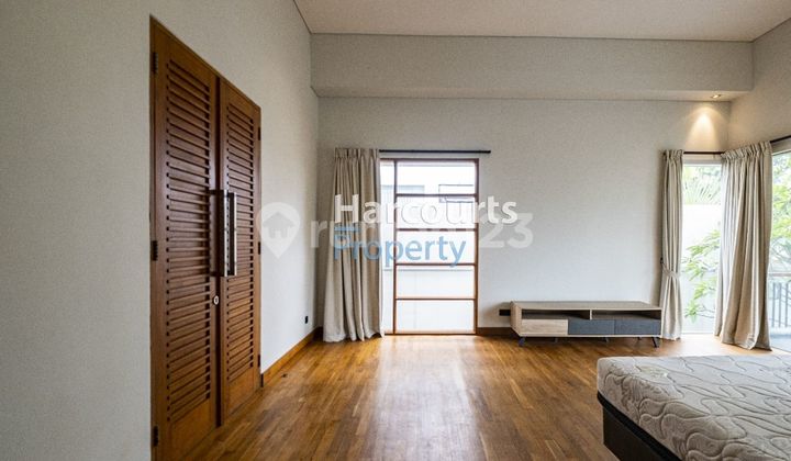 Rumah Sewa di Area Kemang Modern Mimalis Mewah  2