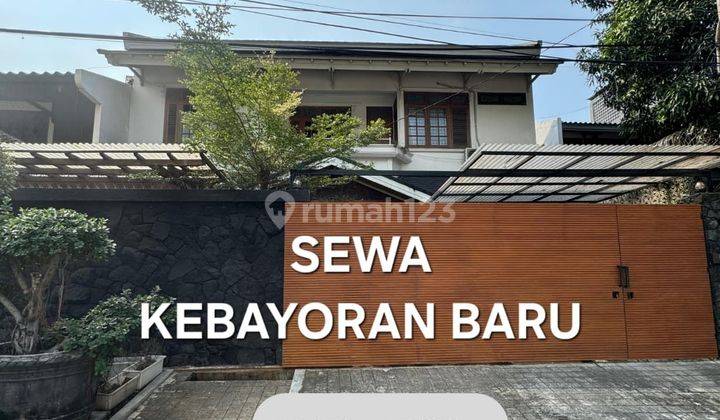 Rumah di sewakan di kebayoran baru bagus full furnished 1