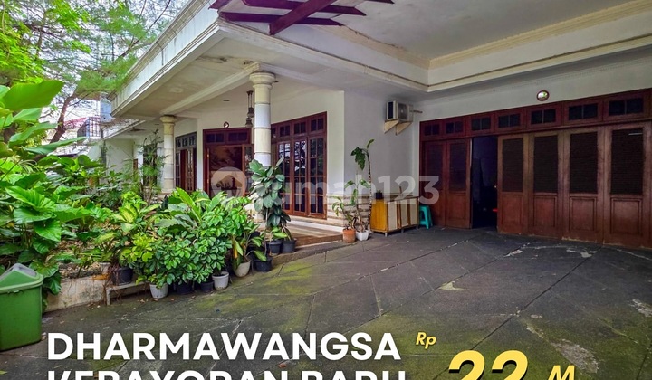 Selling House in Darmawangsa, Kebayoran Baru. Selling House in Darmawangsa, Kebayoran Baru.