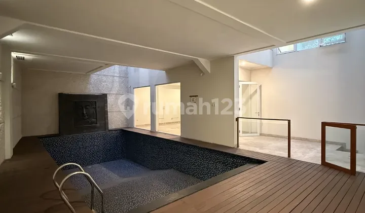 Jual Rumah Di Cipete, Jakarta Selatan.modern Minimalist 2