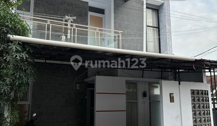Dijual Rumah Hook 2 Tingkat di Perumahan Dijual Rumah Hook 2 Tingkat di Perumahan
