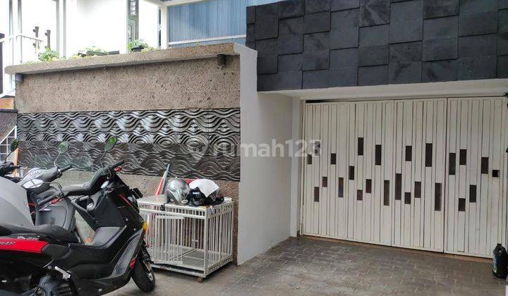 Di Jual Rumah Strategis Di Tanah Kusir Kebayoran Lama  2