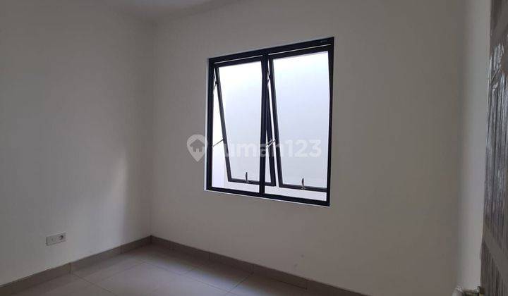 Disewakan murah Rumah PIK 8x15 4BR cluster eksklusif termurah 2