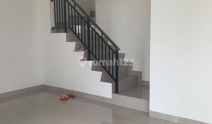 Disewakan Murah Rumah Pik Milenial 8x10 3br Kosongan 2