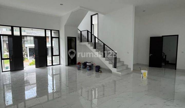 Disewa Murah Rumah Mewah Pik Milenial 12x20 4BR 2