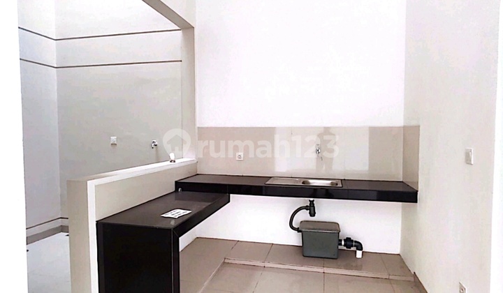 Dijual Rumah Mewah Pik 8X12,5 3Br Kosongan bisa KPR