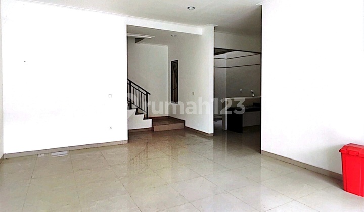 Dijual Rumah Mewah Pik 8X12,5 3Br Kosongan bisa KPR