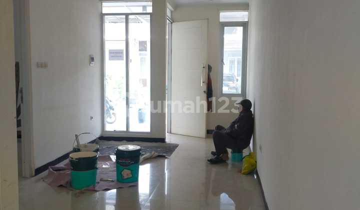 FOR RENT Furnished House in Taman Kopo Indah 5