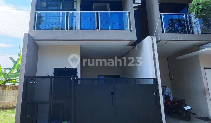 Rumah Di Mangunharjo Tembalang Cocok Untuk Cat Lovers 1