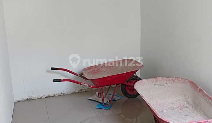 Rumah Bagus Tanah Mas Dekat 2 Stasiun Ylt 2