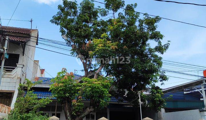 Rumah di Krakatau SHM Bagus dekat pusat kota Semarang timur 1