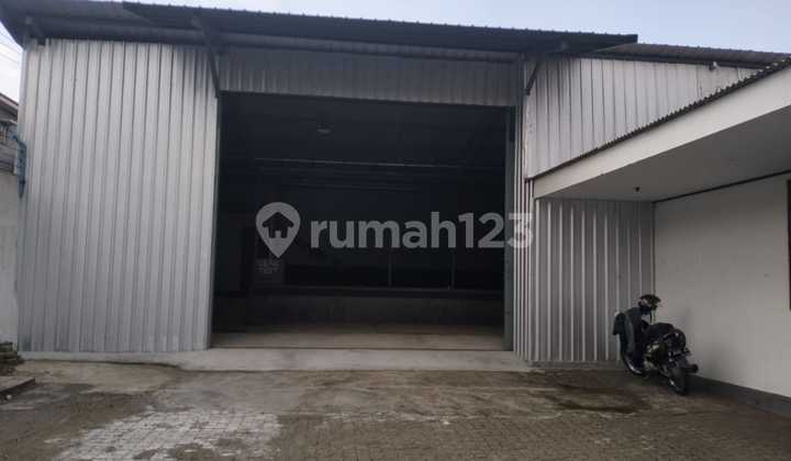 Ruko Di Jalan Abdulrahman Saleh, Semarang Barat 90 M² Eva 2